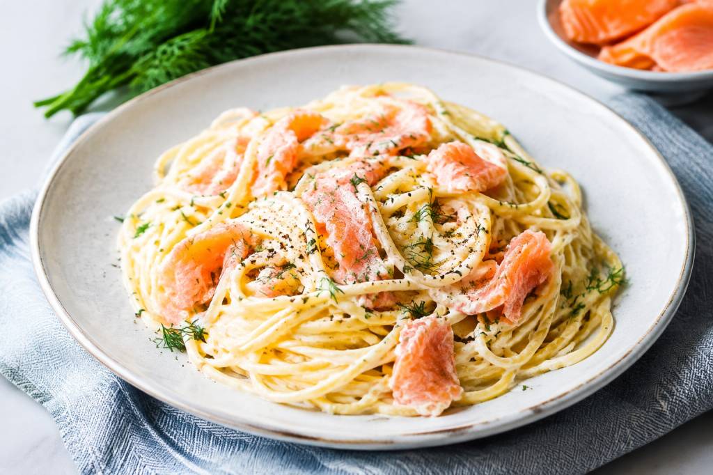 Spaghetti truite fumée : une recette rapide et savoureuse
